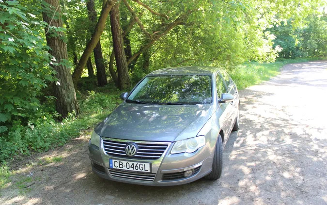 kujawsko-pomorskie Volkswagen Passat cena 13500 przebieg: 355472, rok produkcji 2007 z Bydgoszcz